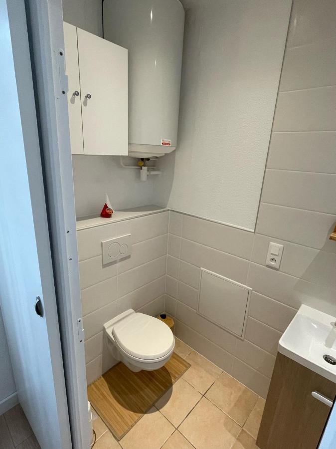 Appart Avec Chambre Lumineux Et Chaleureux 르불루 외부 사진